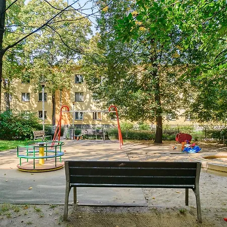 アパート Quiet Place Next To Old Town ワルシャワ